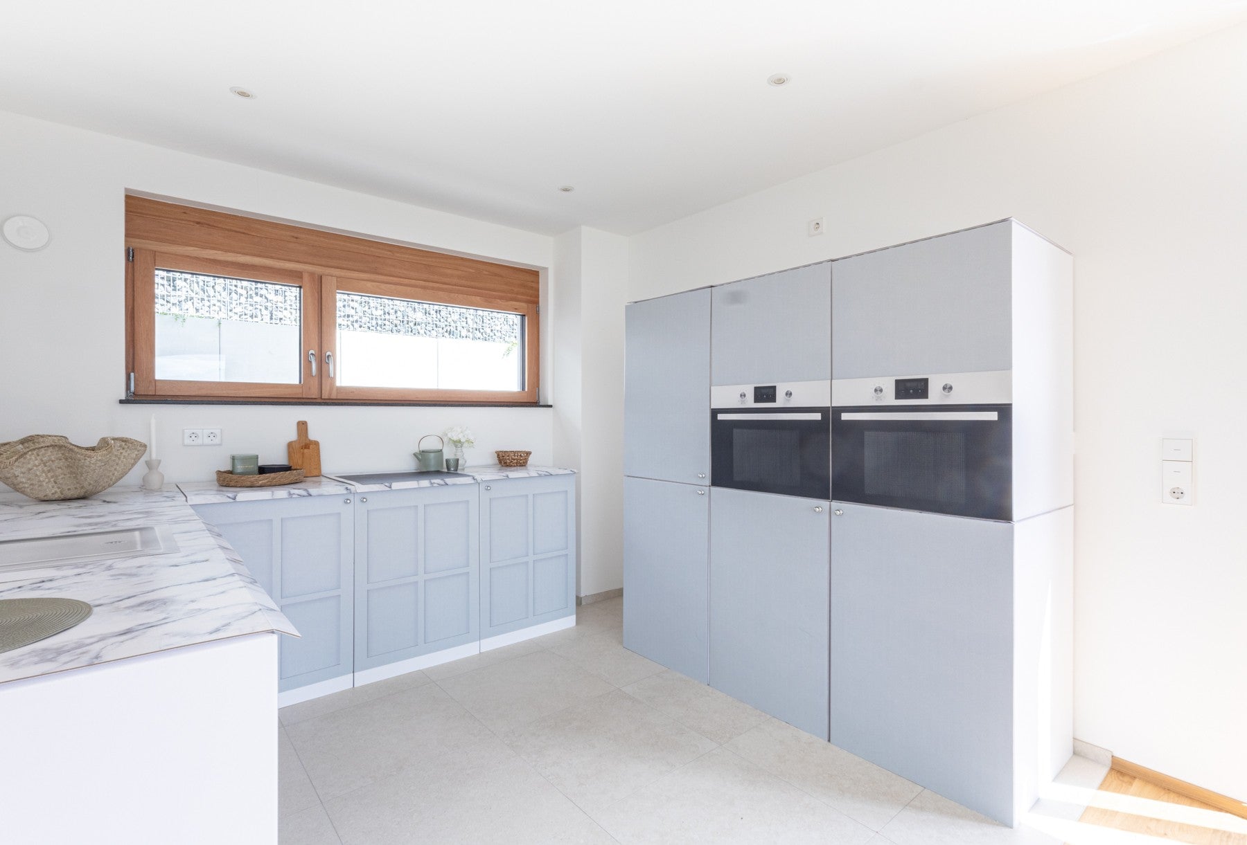 Built-in Oven Dummy for Home Staging Kitchens