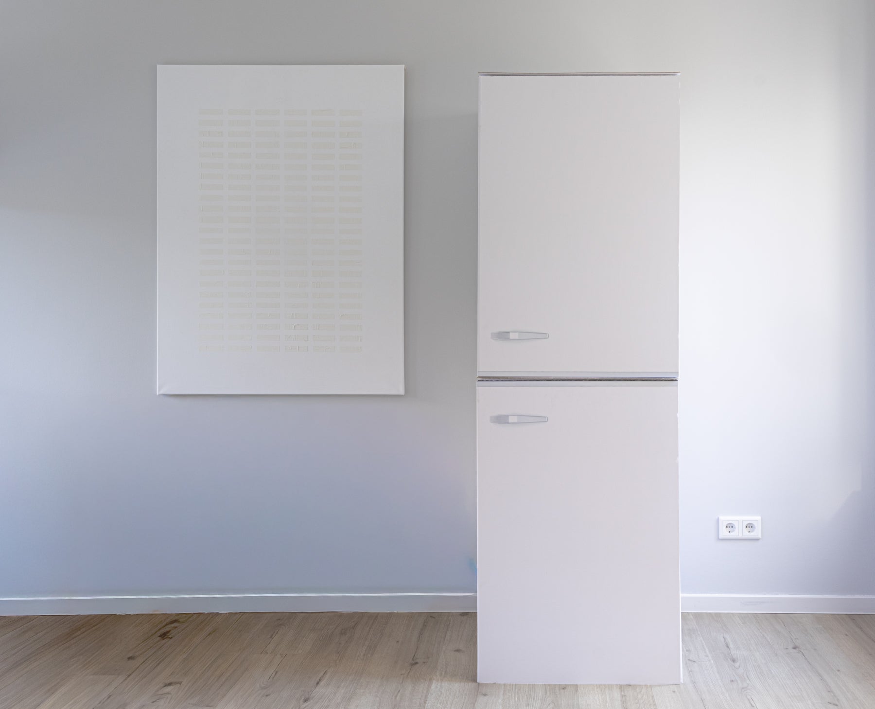 Fridge Module “FREEZEBERT” – Home Staging Refrigerator Unit