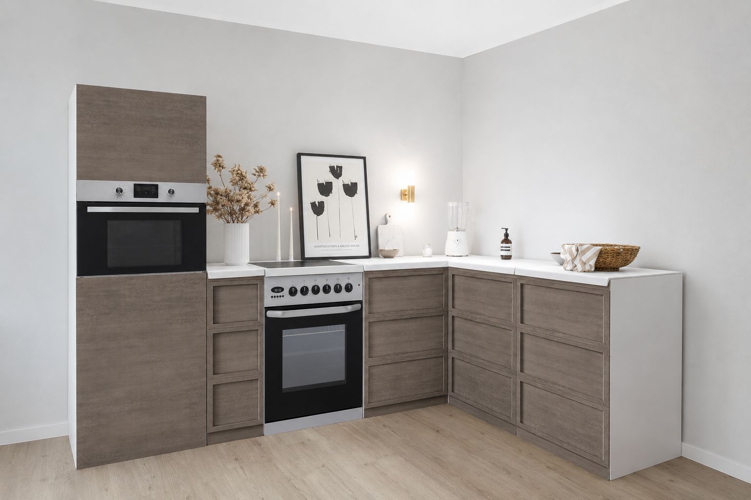 Cardboard Corner Kitchen 270 × 180 cm – Home Staging Kitchen with Tall Cabinet & Cooker Mock-Up